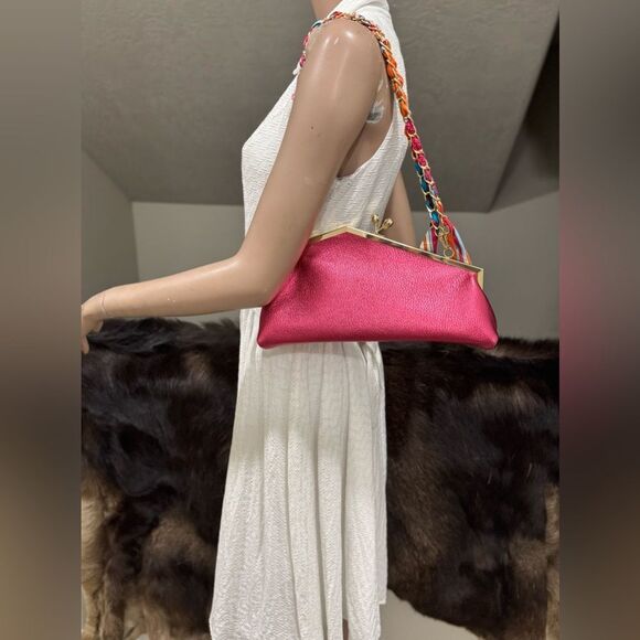 Metallic Magenta Handmade Cowhide leather Unique Frame & Skull Kisslock Purse - Picture 6 of 17